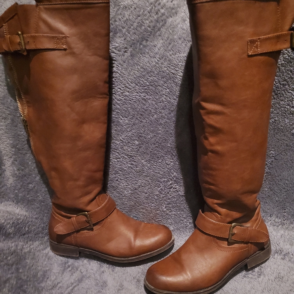 Knee high boots(wide calf)